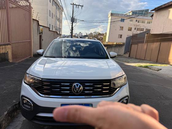 VOLKSWAGEN T-CROSS 1.4 250 TSI TOTAL FLEX HIGHLINE AUTOMÁTICO VOLKSWAGEN T-CROSS 1.4 250 TSI TOTAL FLEX HIGHLINE AUTOMÁTICO